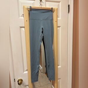 NWOT Lululemon Wunder Train High-Rise Tight 28" - Size 4 - Blue Grey